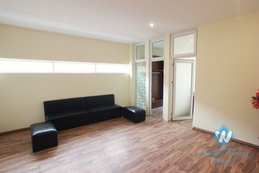 Brand new apartment for rent in Xuan Dieu street, Tay Ho, Hanoi